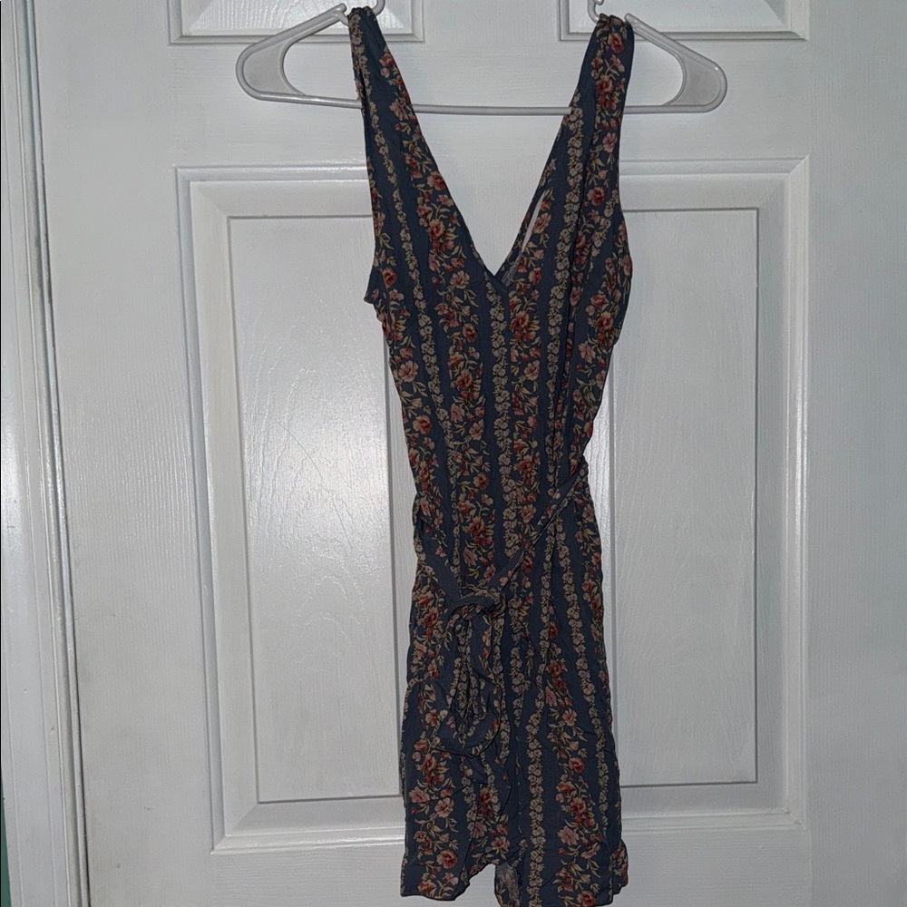 American Eagle Floral romper